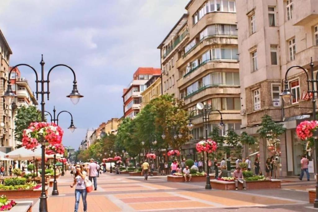 Top Center Studio 3 София Экстерьер фото